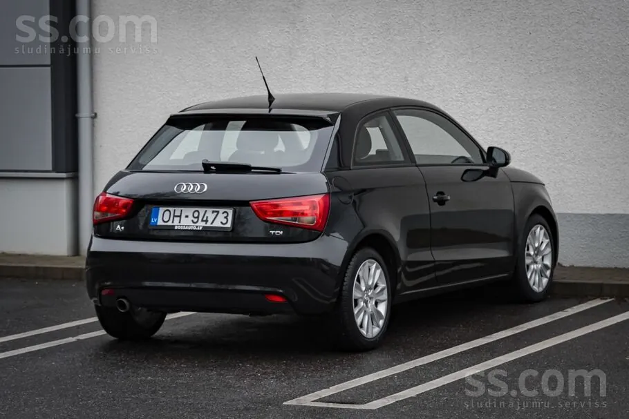 Audi A1 2010 photo 4
