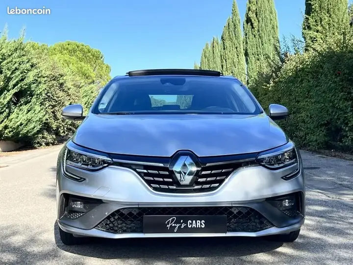 Renault Megane 2020 photo 2