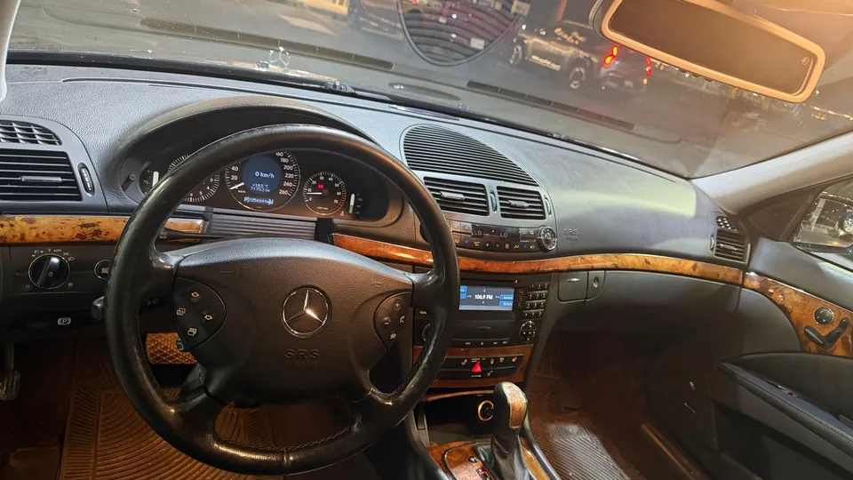Mercedes-Benz E-Class 2003 photo 4