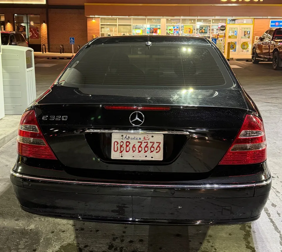 Mercedes-Benz E-Class 2003 photo 2