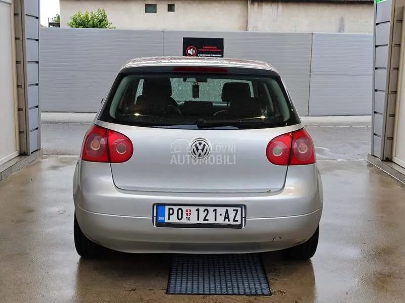 Volkswagen Golf 2004 photo 2