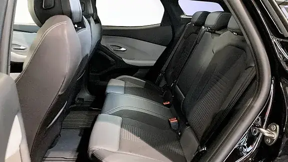 Ford Explorer 2026 photo 5