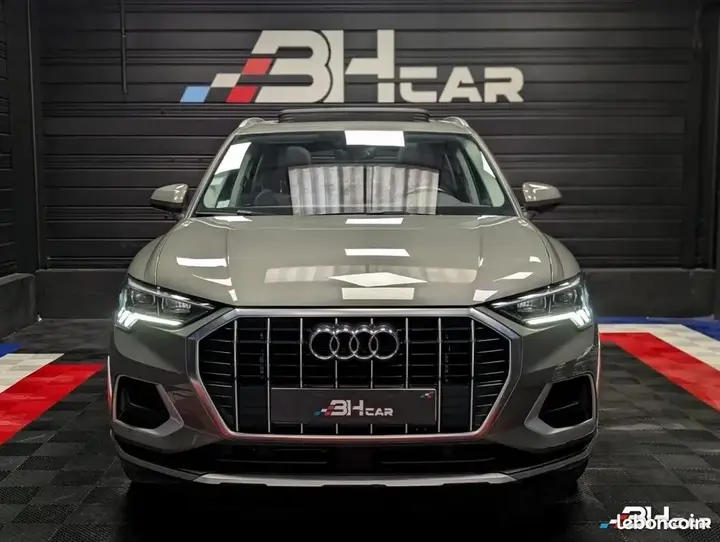 Audi Q3 2019 photo 3