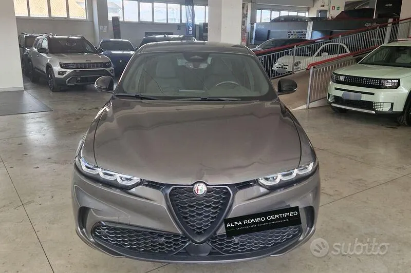 Alfa Romeo Tonale 2025 photo 2