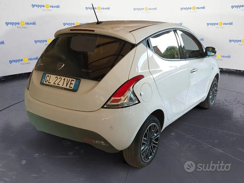 Lancia Ypsilon 2022 photo 5