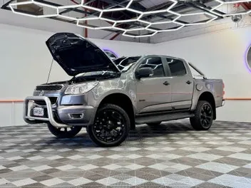 Holden Colorado 2013 photo 4