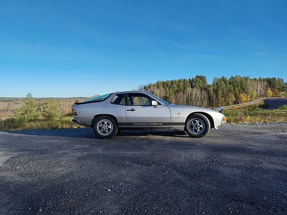 Porsche 924 1986 photo 4