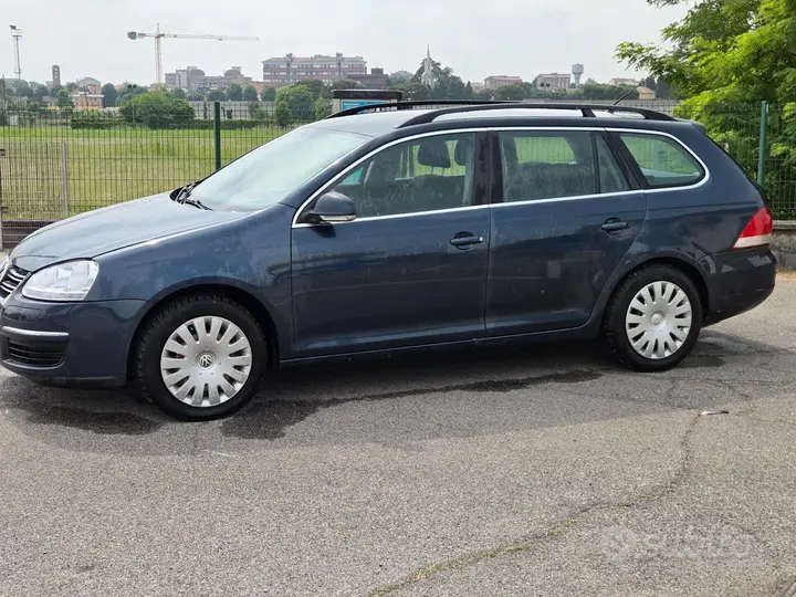 Volkswagen Golf 2009 photo 3