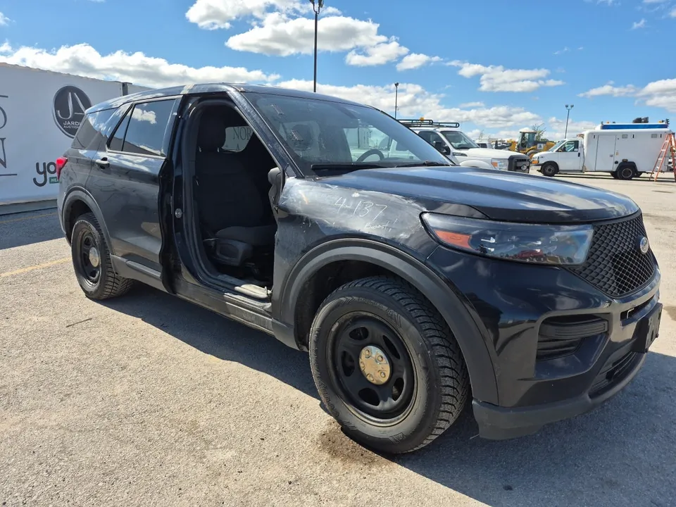 Ford Explorer 2021 photo 3