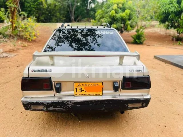 Mitsubishi Lancer 1985 photo 2