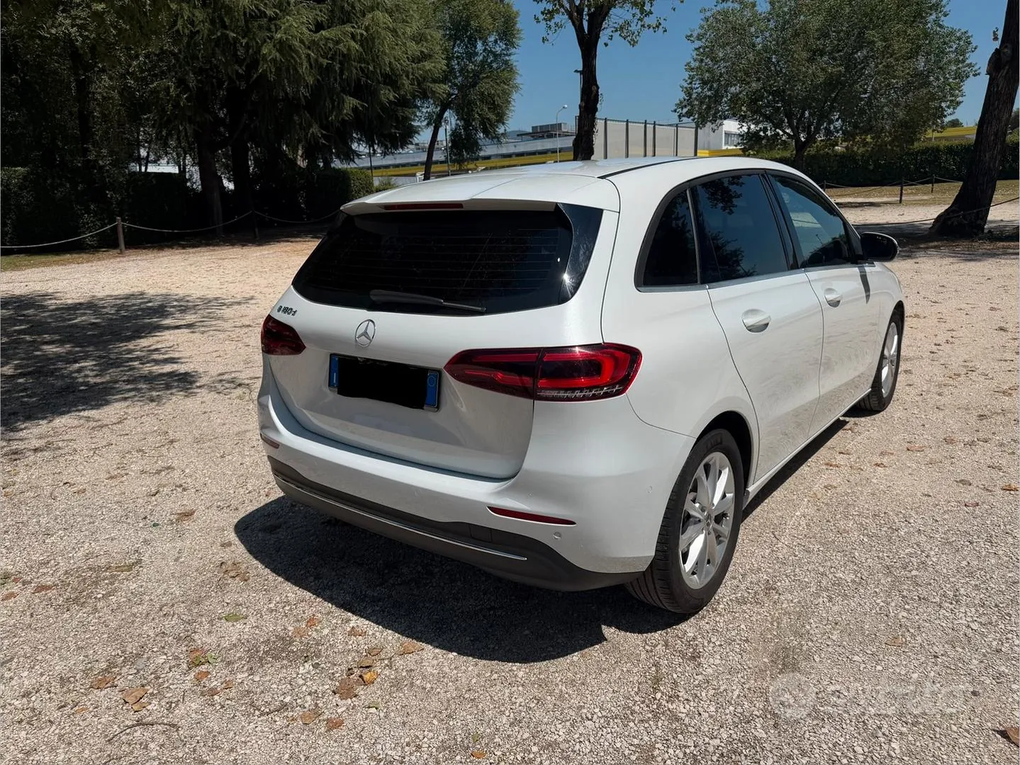 Mercedes-Benz B-Class 2022 photo 3