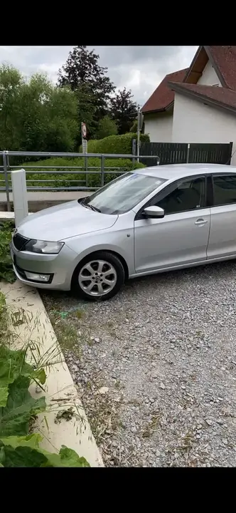 Skoda Rapid 2013 photo 3
