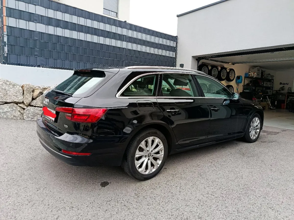 Audi A4 2015 photo 3