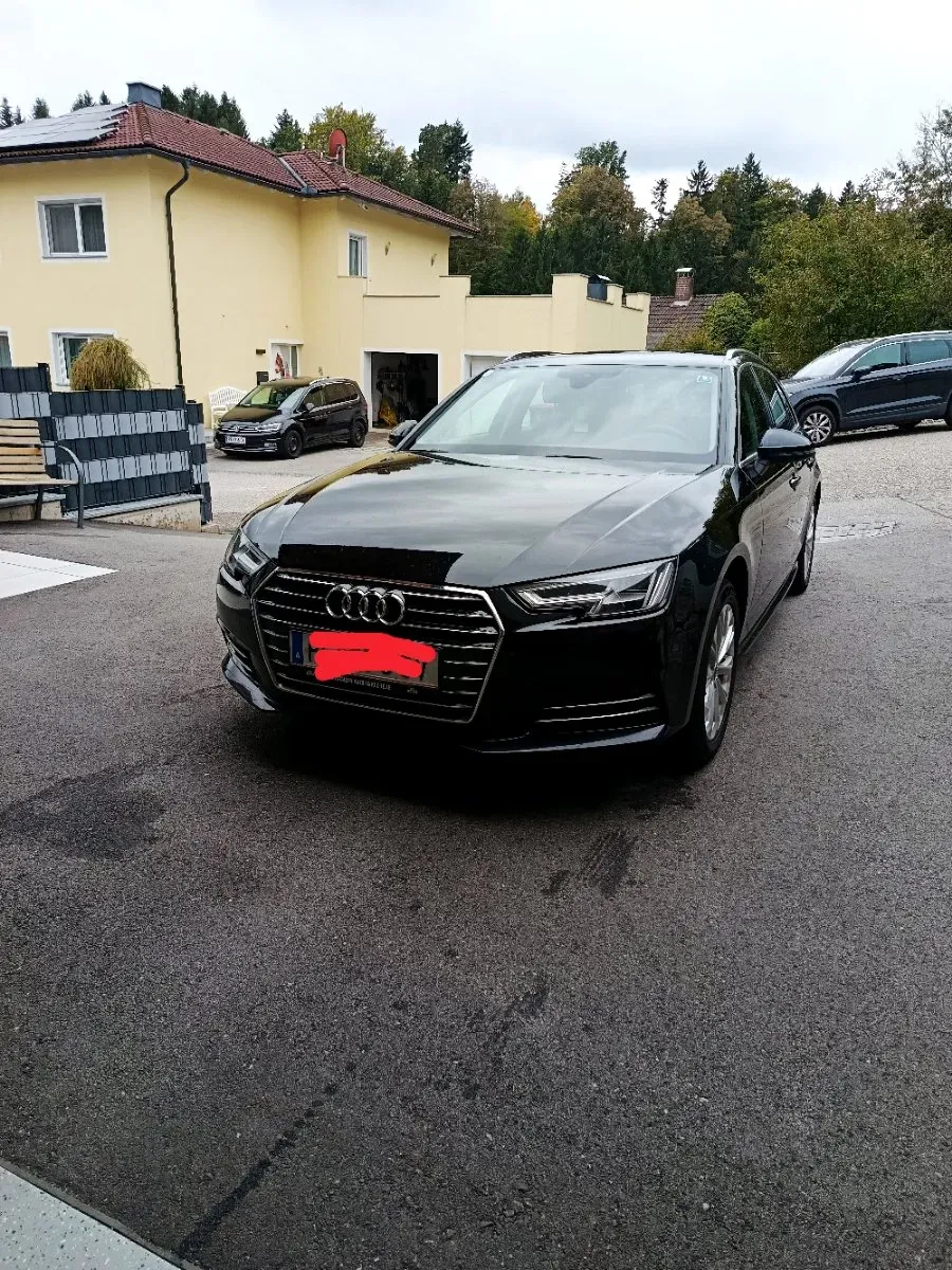 Audi A4 2015 photo 2