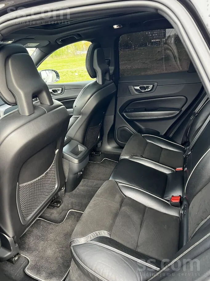 Volvo Xc60 2017 photo 4