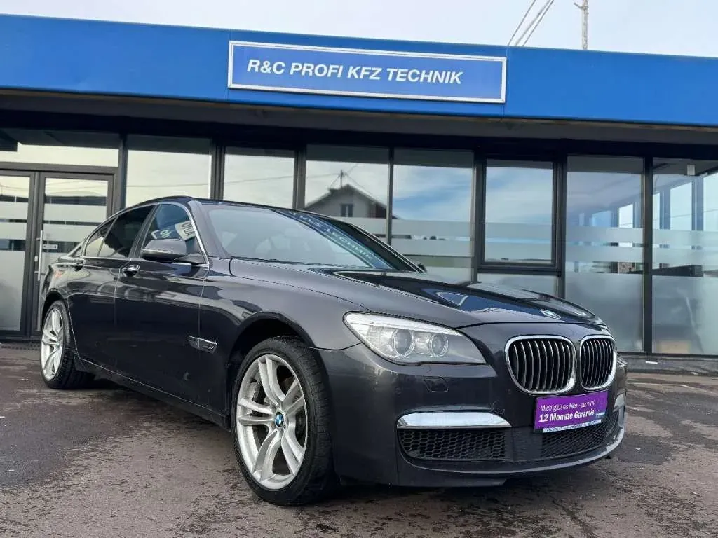 BMW 7 Series 2014 photo 2