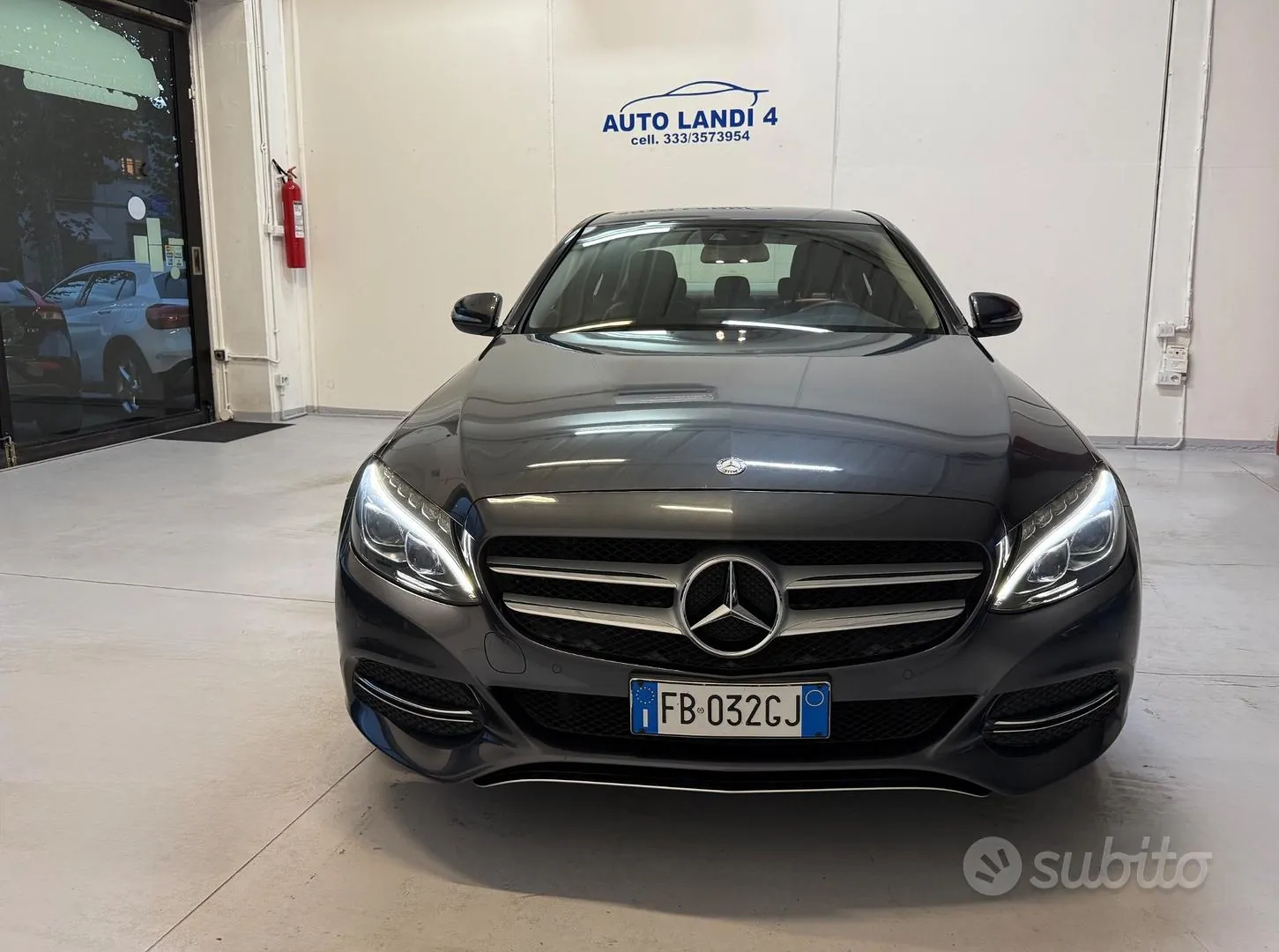 Mercedes-Benz C 220 2015 photo 2