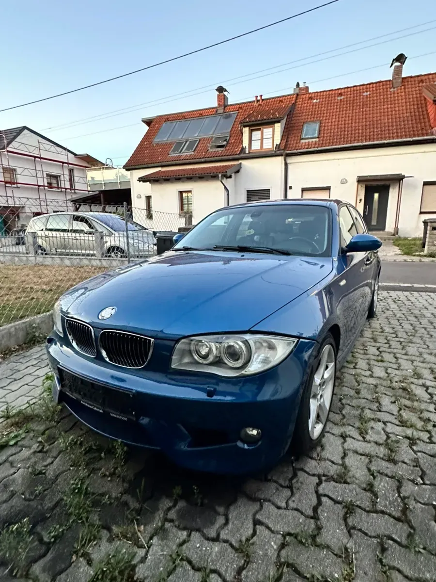 BMW 1 Series 2005 photo 2