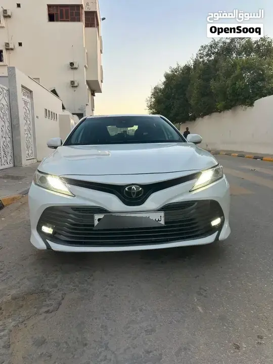 Toyota Camry 2019 photo 3