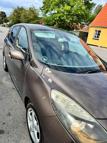 Renault Grand Scenic Iii 2010 photo 3