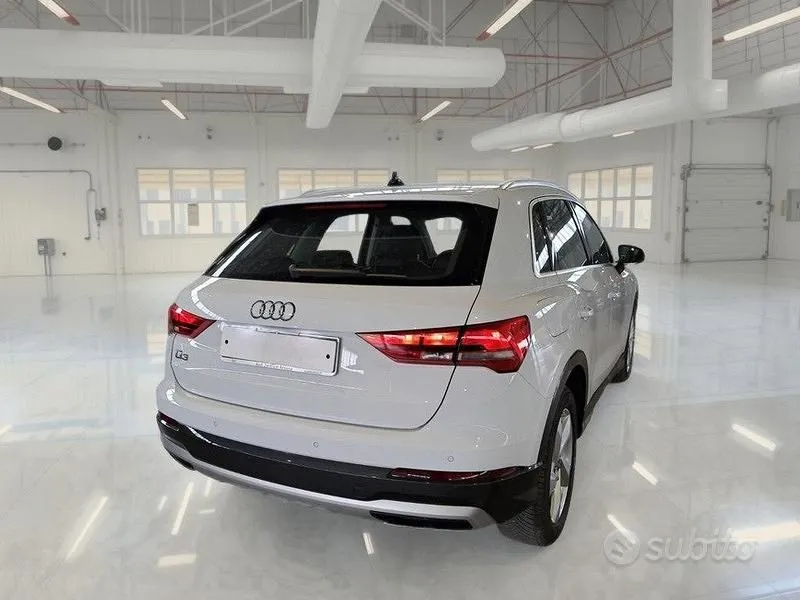 Audi Q3 2021 photo 4