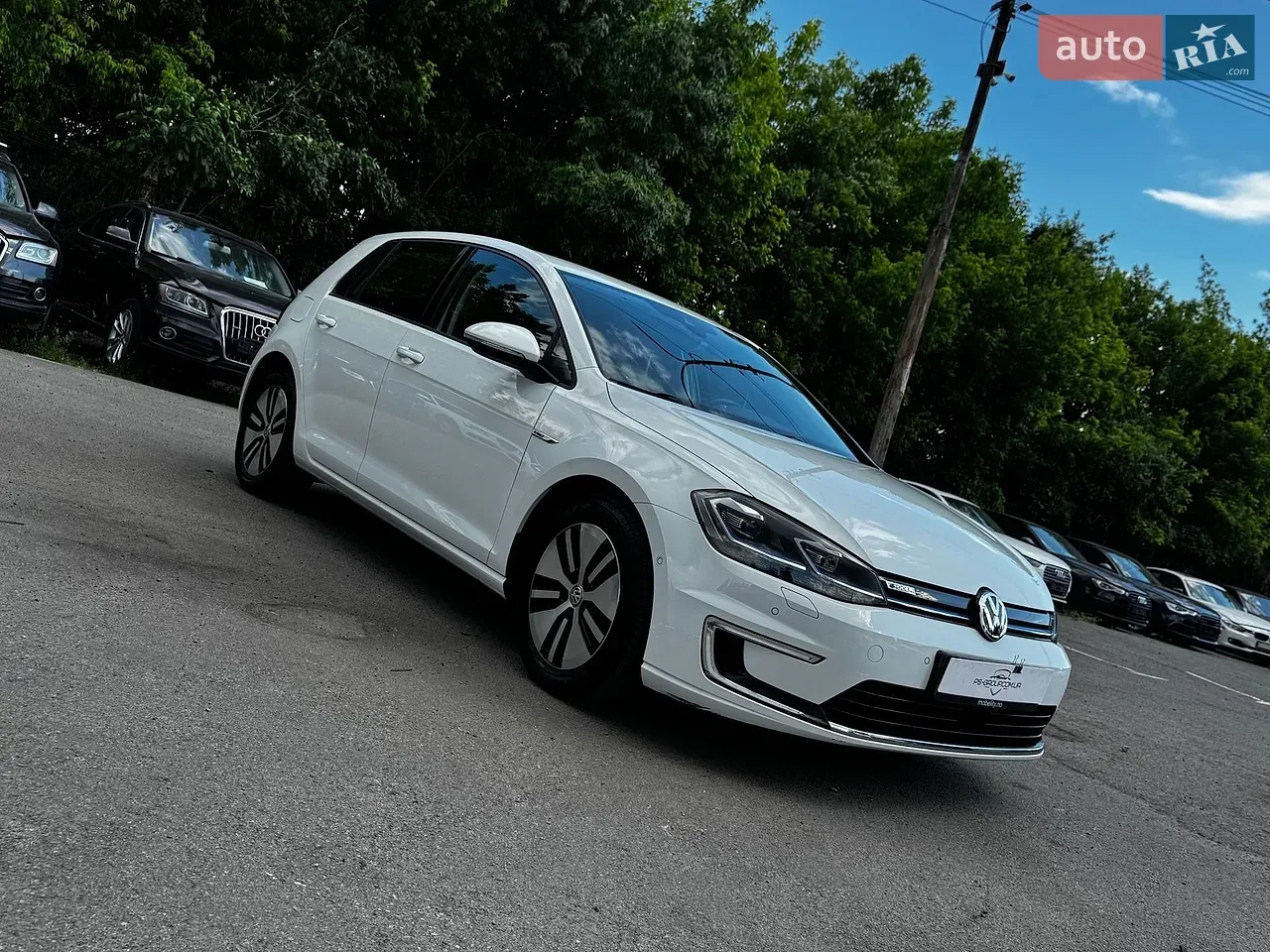 Volkswagen E-Golf 2017 photo 5