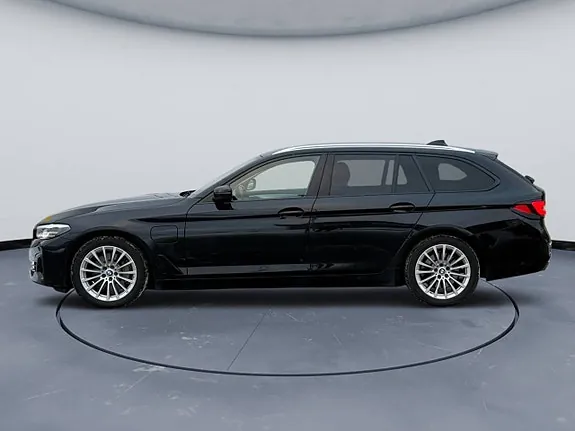 BMW 530E 2021 photo 2