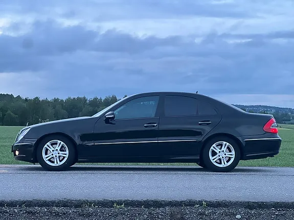 Mercedes-Benz E200 2007 photo 4
