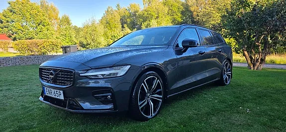 Volvo V60 2019 photo 2