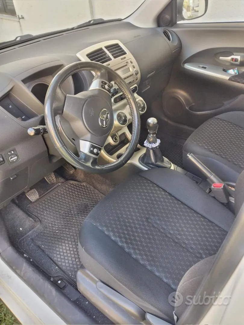 Toyota Urban Cruiser 2014 photo 3