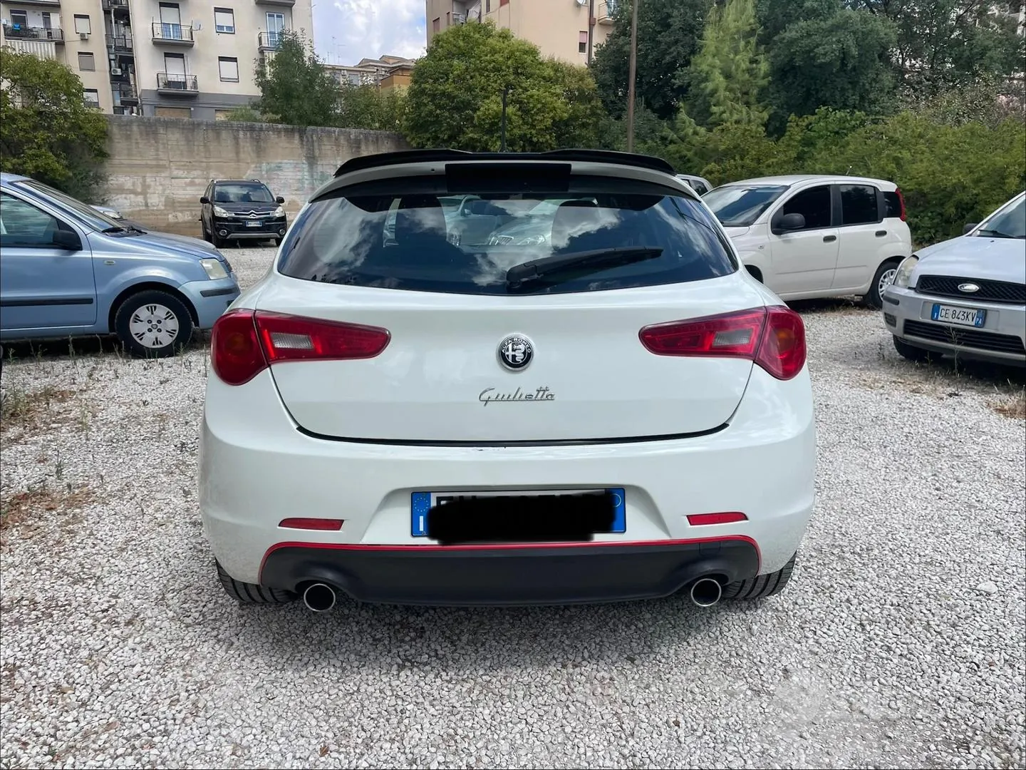 Alfa Romeo Giulietta 2011 photo 3