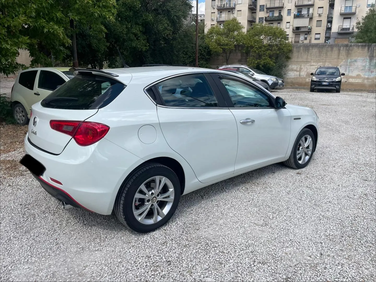 Alfa Romeo Giulietta 2011 photo 4
