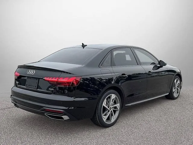Audi A4 2023 photo 5