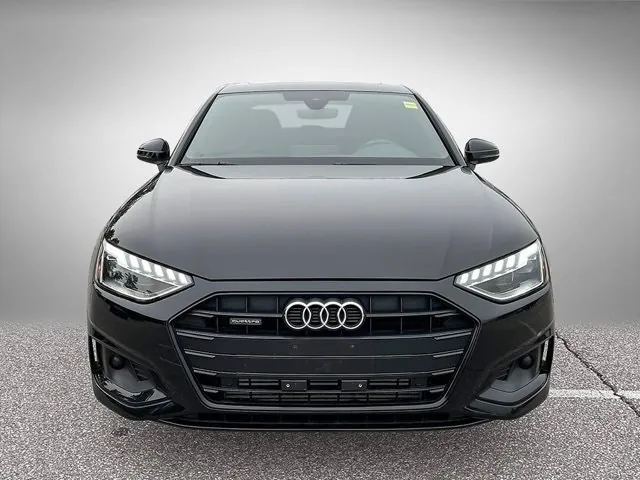 Audi A4 2023 photo 2