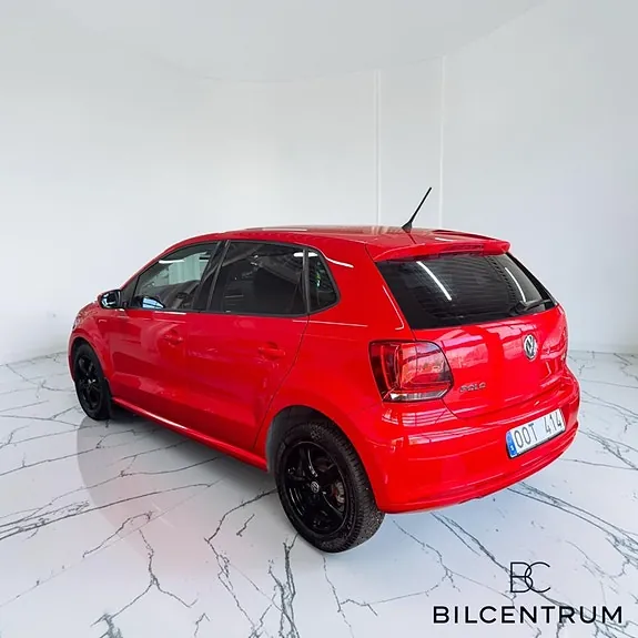 Volkswagen Polo 2012 photo 2