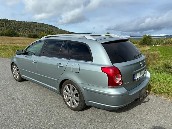 Toyota Avensis 2008 photo 3