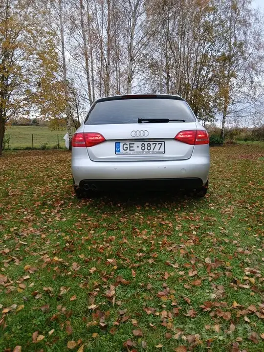 Audi A4 Avant 2010 photo 5