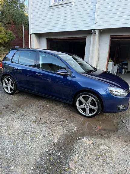 Volkswagen Golf Vi 2012 photo 2