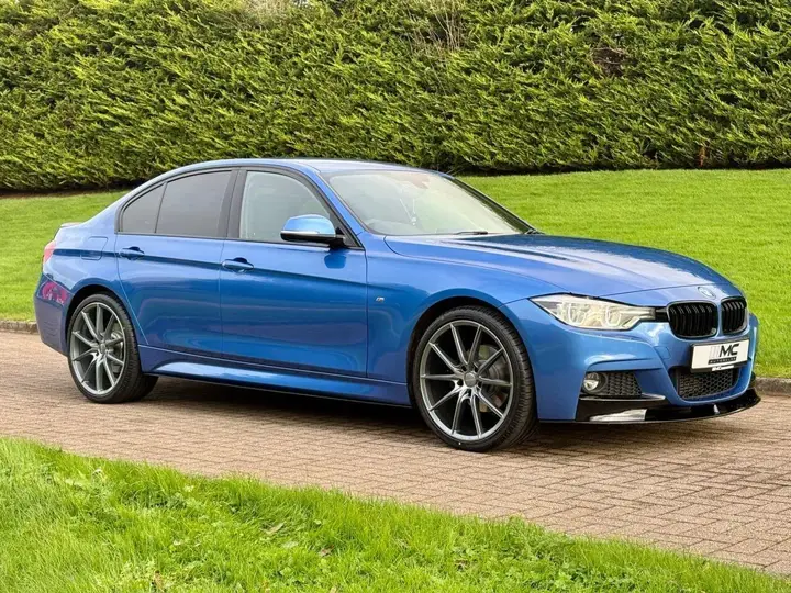 BMW 3 Series 2018 photo 5