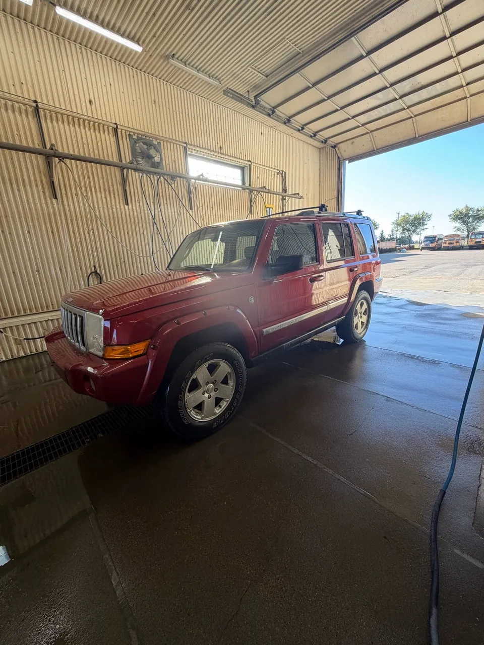 Jeep Commander 2008 photo 2