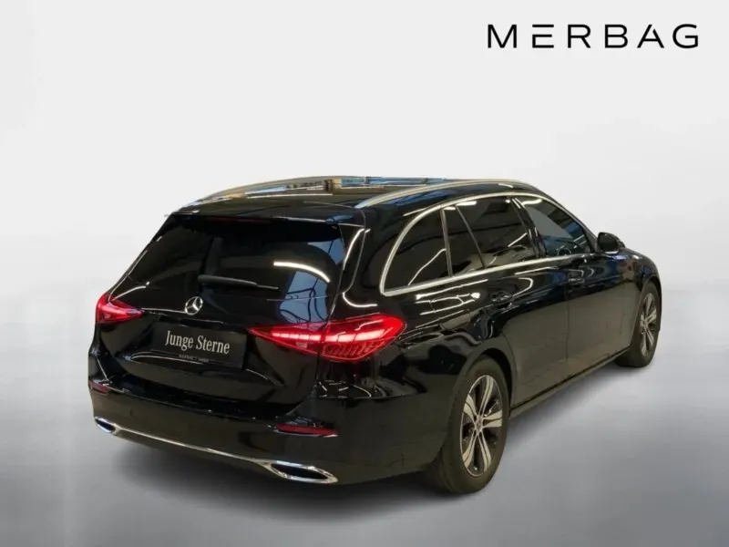 Mercedes-Benz C-Class 2025 photo 3