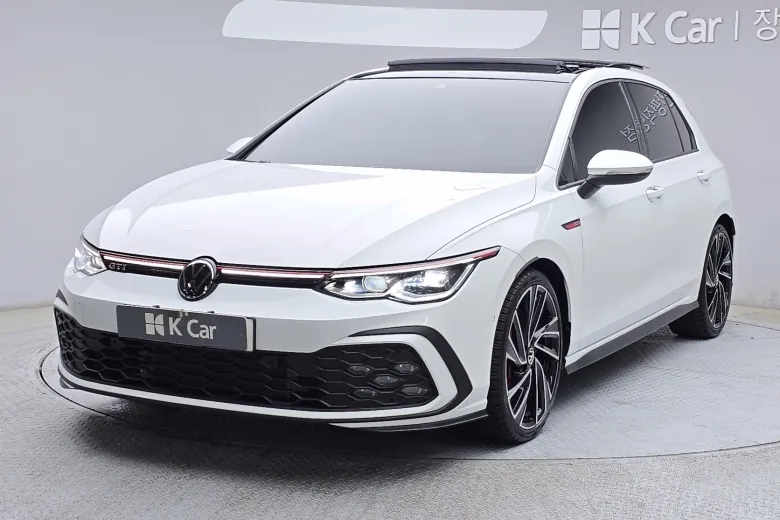 Volkswagen Golf 8