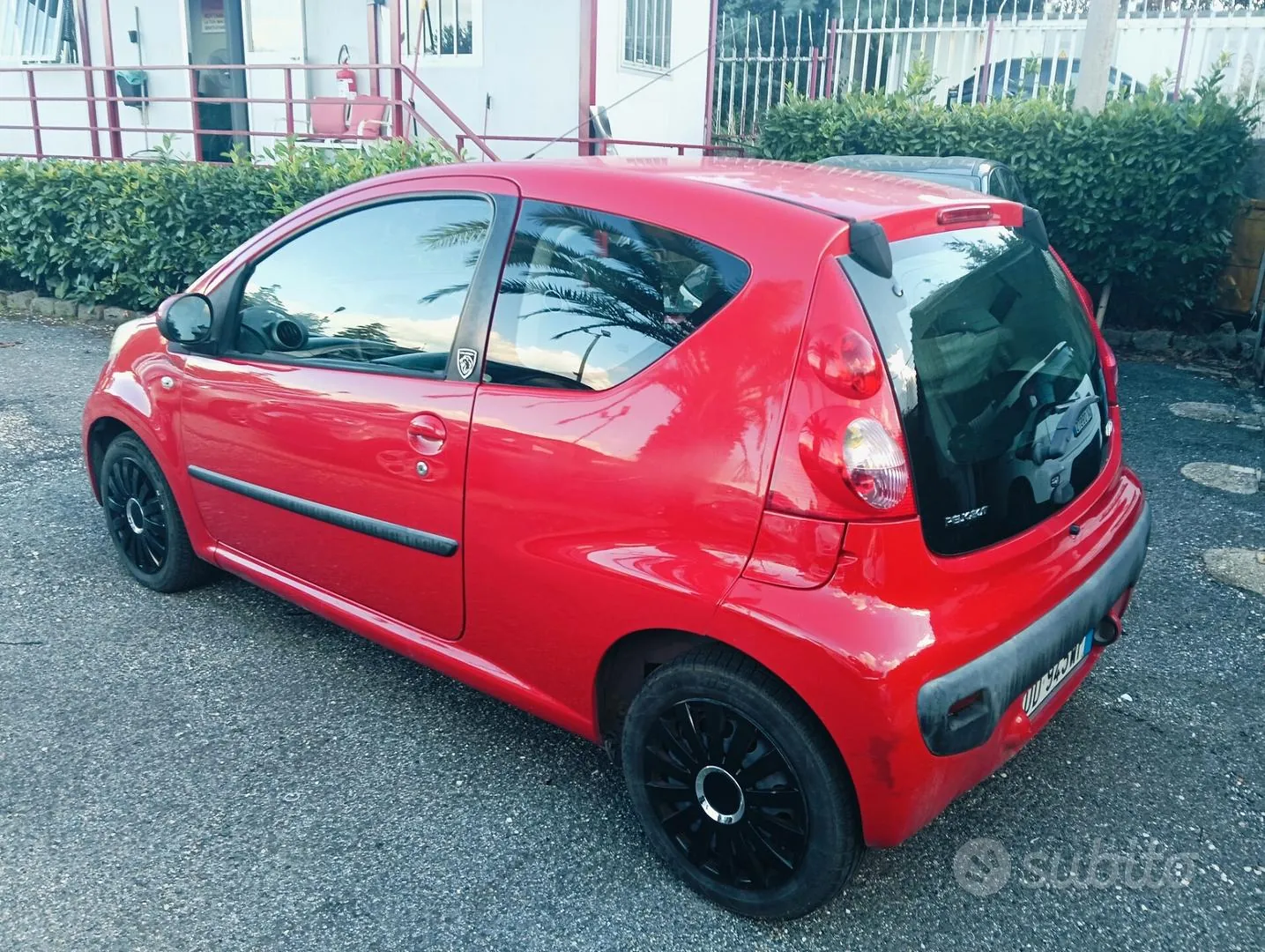Peugeot 107 2008 photo 4
