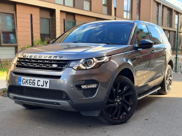 Land Rover Discovery Sport 2016 photo 2