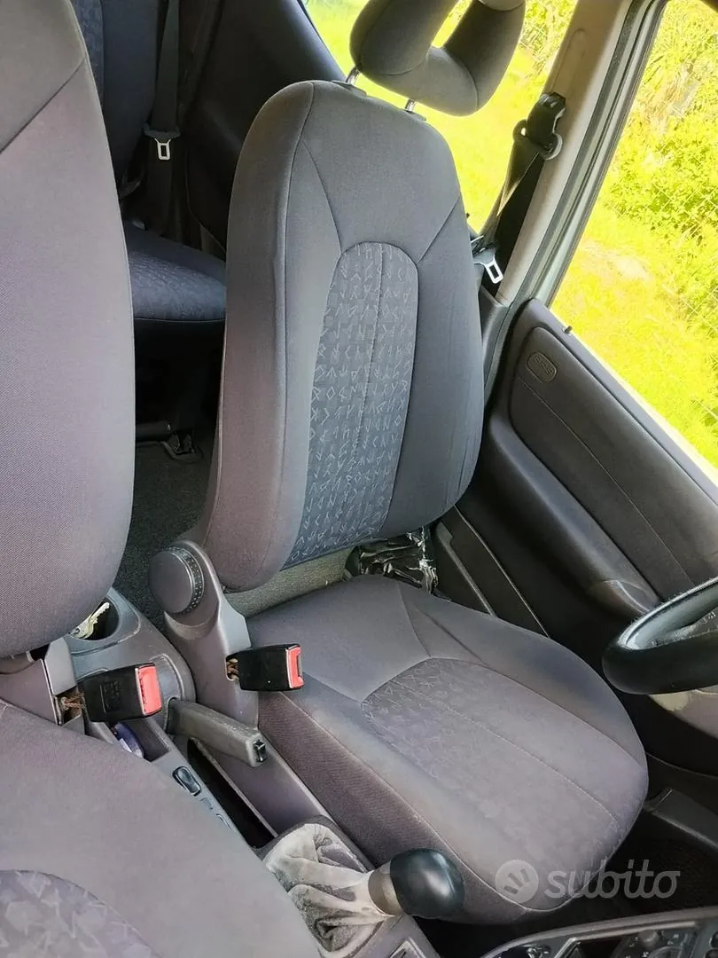Mercedes-Benz A140 2003 photo 5