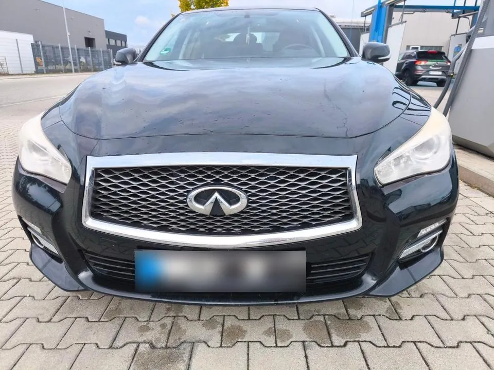 Infiniti Q50