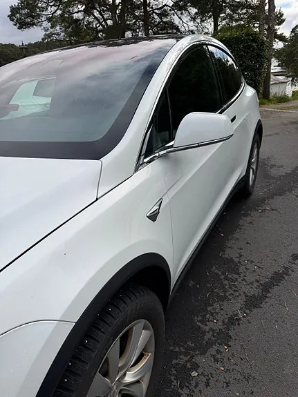 Tesla Model X 2017 photo 5