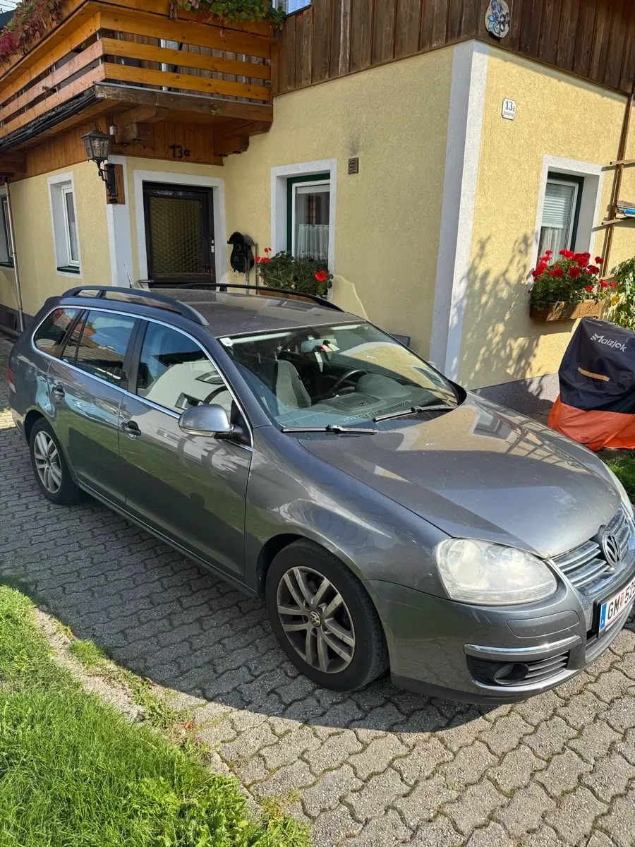 Volkswagen Golf 2009 photo 2