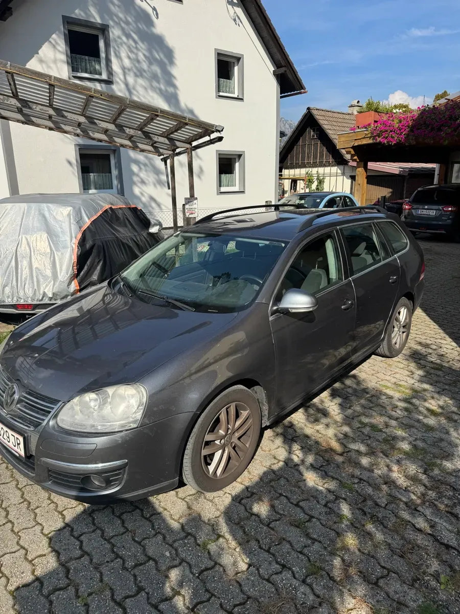 Volkswagen Golf 2009 photo 3