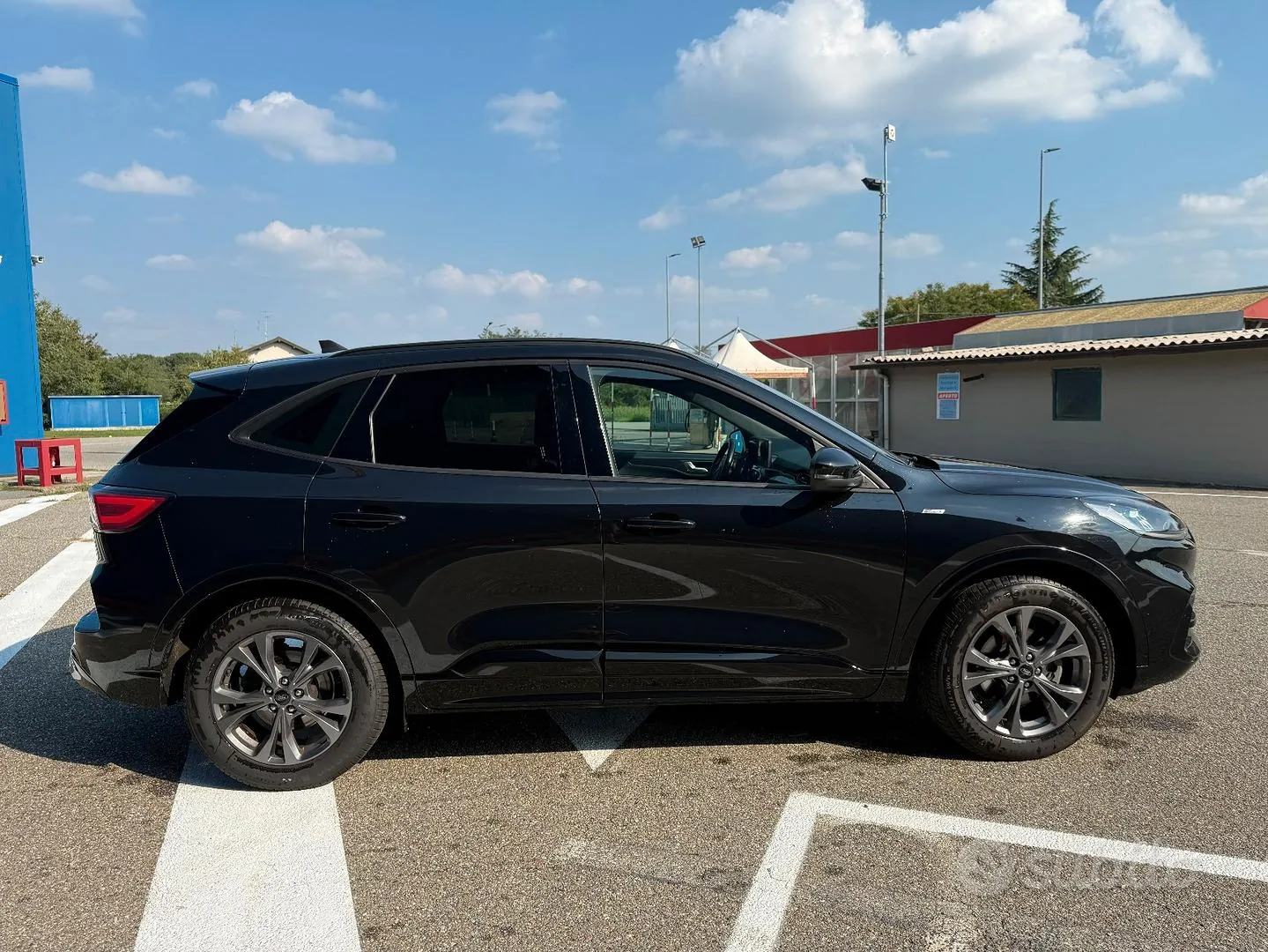 Ford Kuga 2022 photo 2